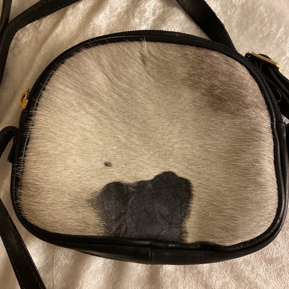 Valentina Cowhide Crossbody Bag - Picture 4 of 8